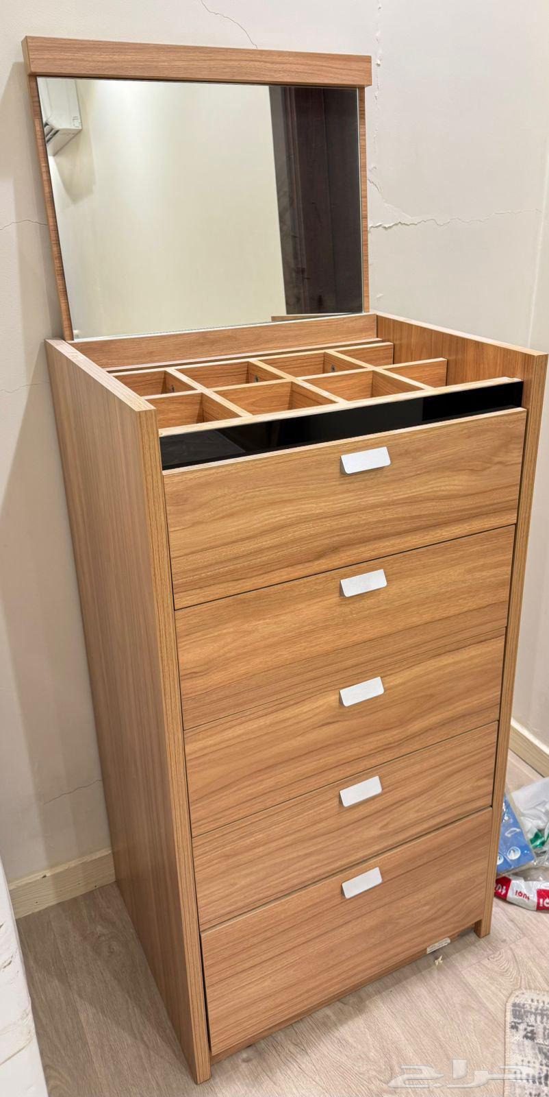 تجميع غرف النوم وصيانه جميع الاعطال ونقل العفش64241487334403111