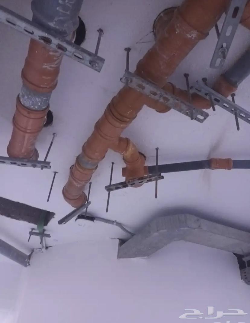 معلم كهربائي و سباكة في الجدة64241317827203111