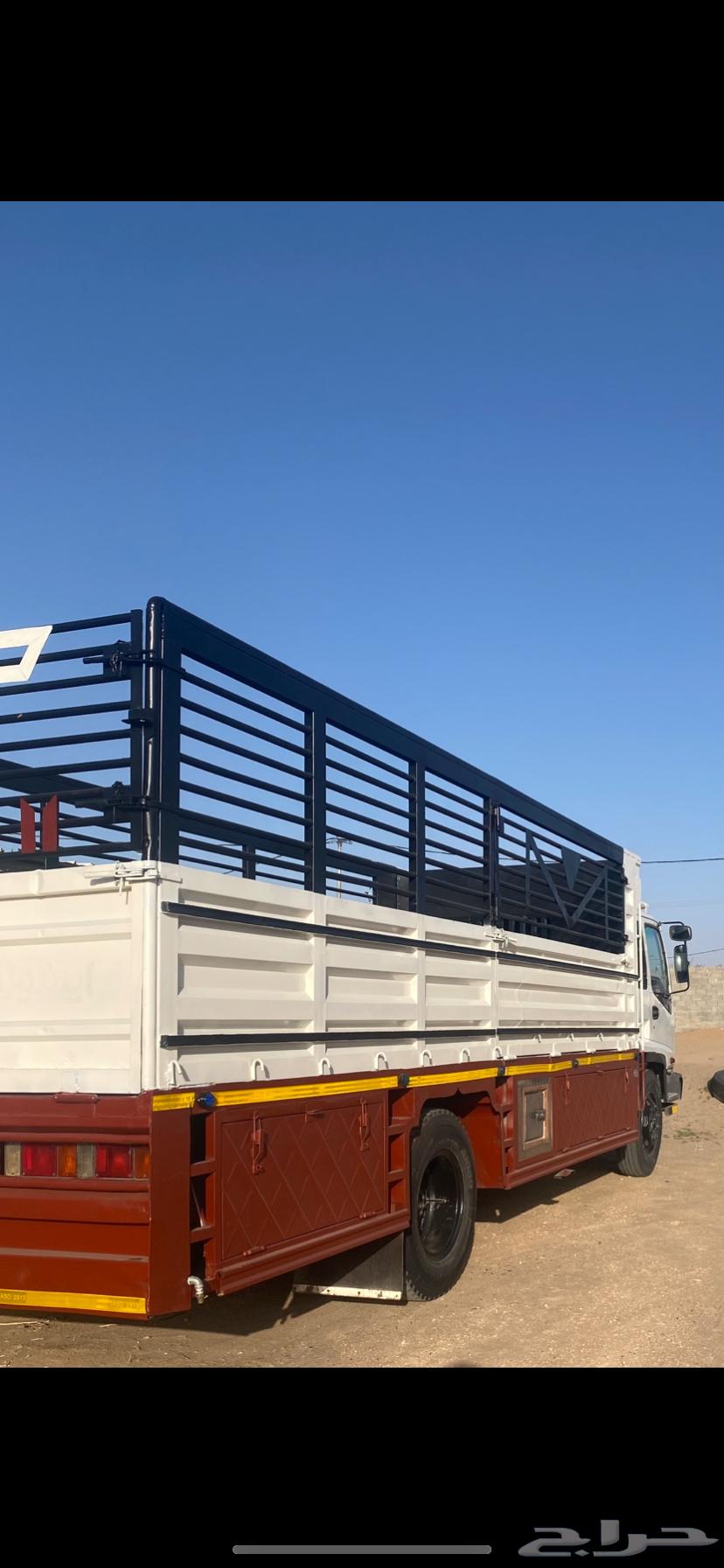 Truck for transporting furniture, goods, halal items, and everything needed to be transported across all cities64240459184130110