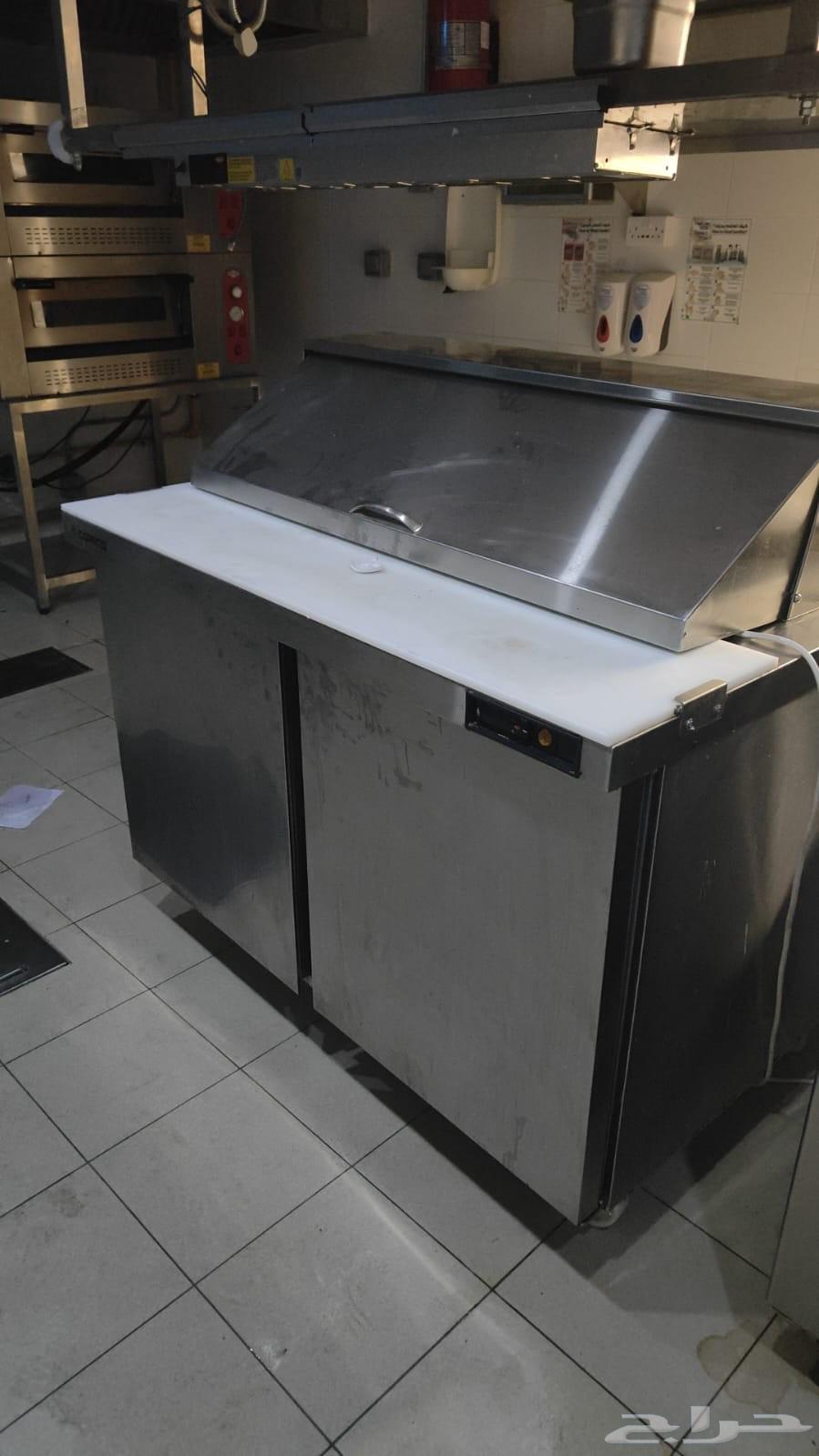 نشتري المعدات في المطاعم المستعمله وادوات الكوفيهات الشب ولم64240300557570110