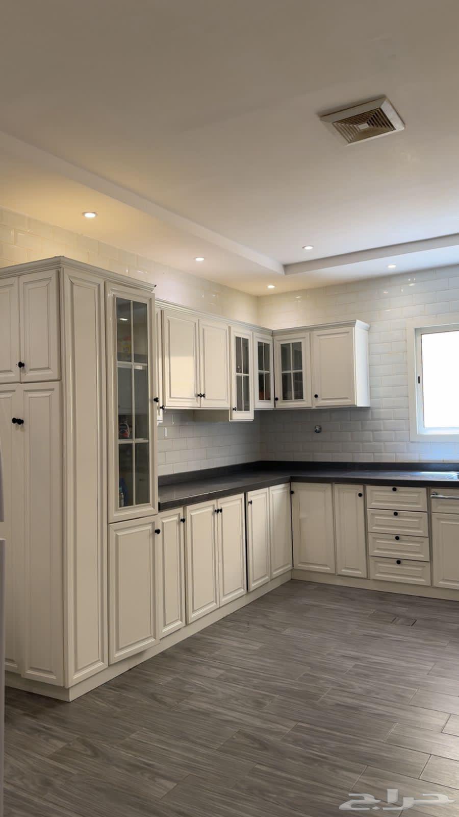 فني مطابخ مختص لجميع مطابخ الالمونيوم في الرياض64241488053761114