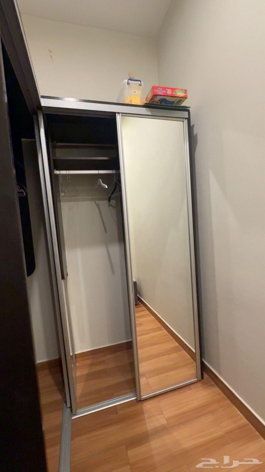 Carpenter with disassembly and assembly64244669429378110