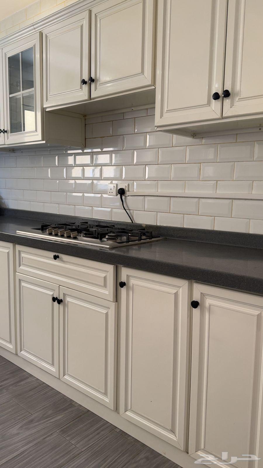 فني مطابخ مختص لجميع مطابخ الالمونيوم في الرياض64241488053761113