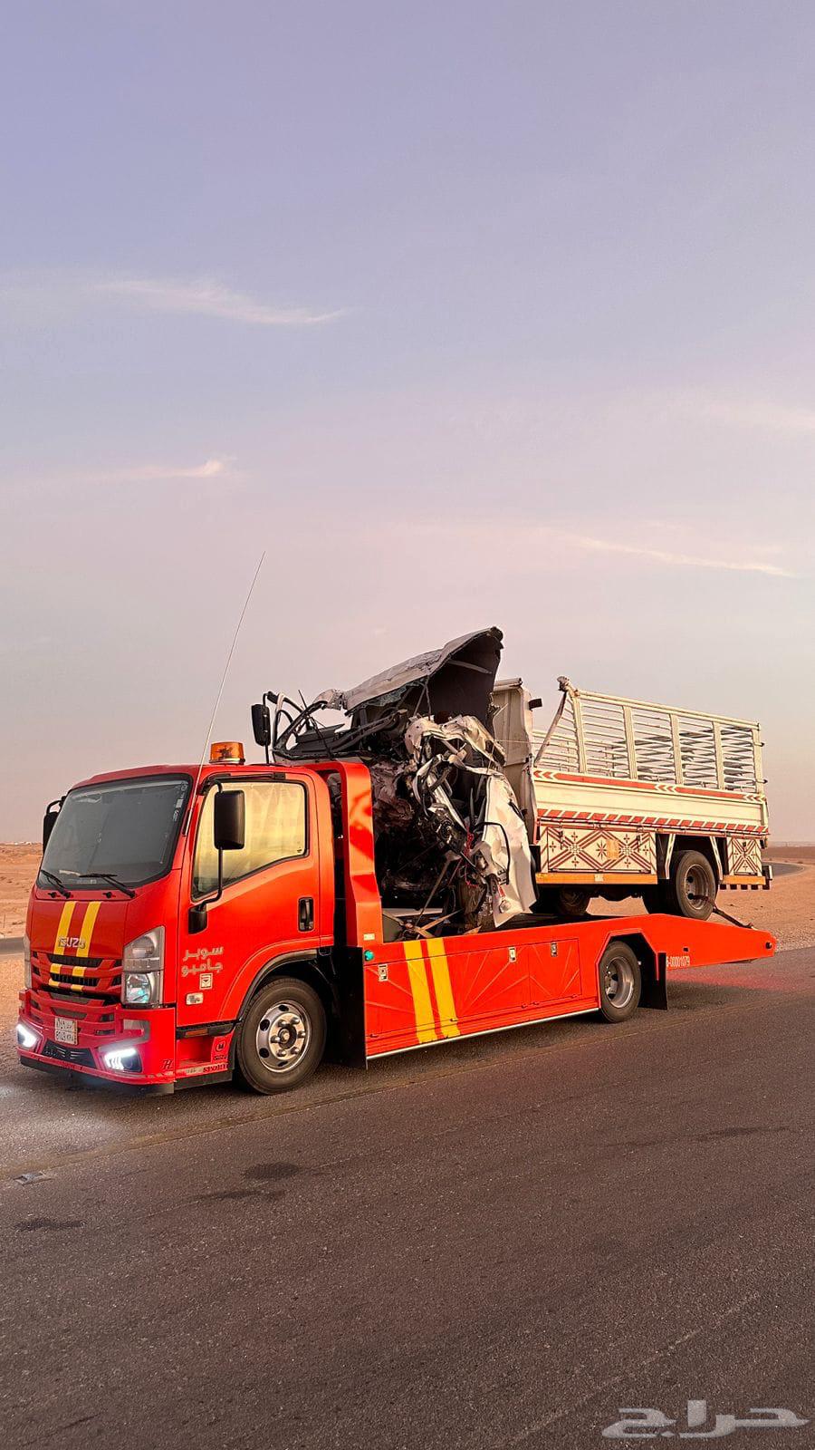 Flatbed from Riyadh to Khamis Mushait64244833018753110