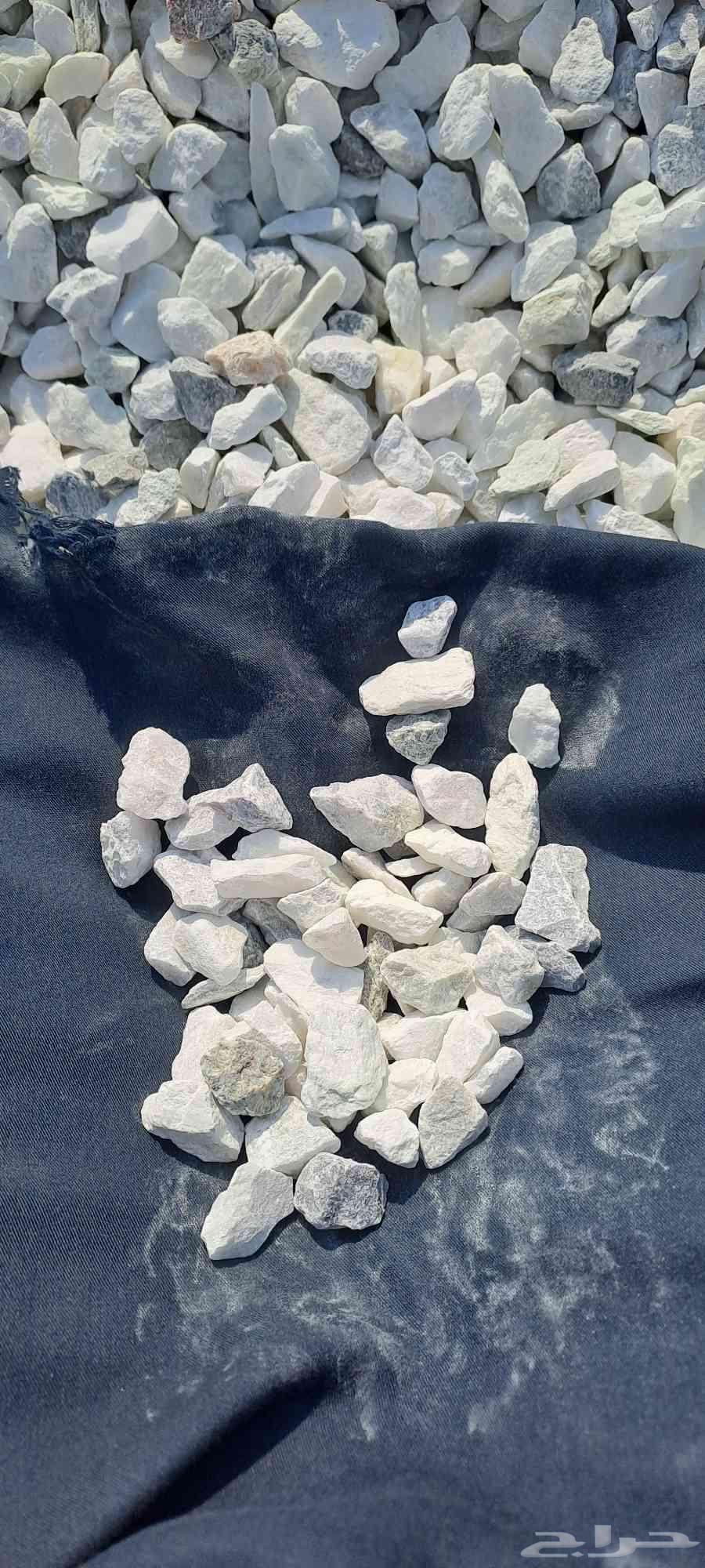 كسر رخام خرسانة بيضاء احجار زينة64241147441409111