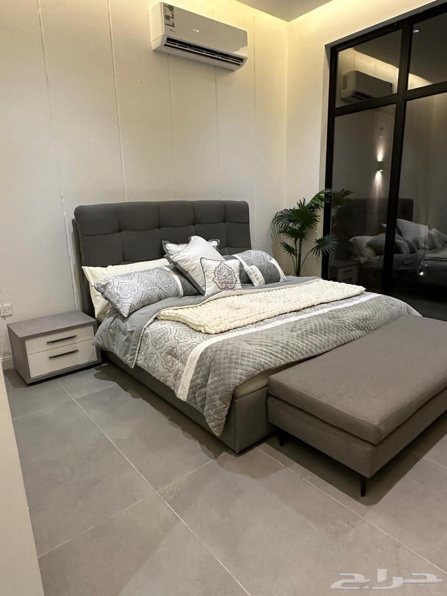 للبيع شاليه فندقي بحي النقيب64240450806530111