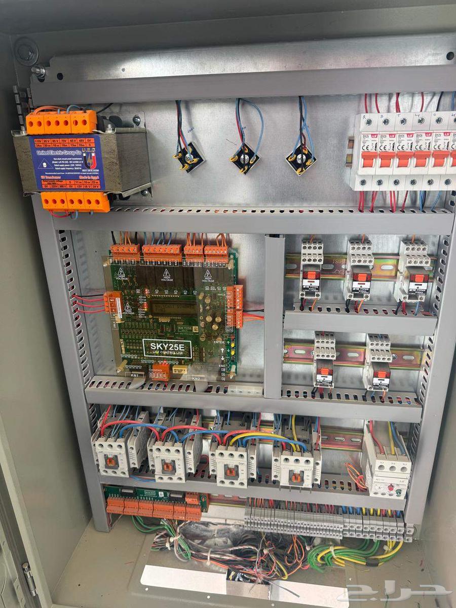 Electrical Elevator Engineers and Technicians64240298596483112