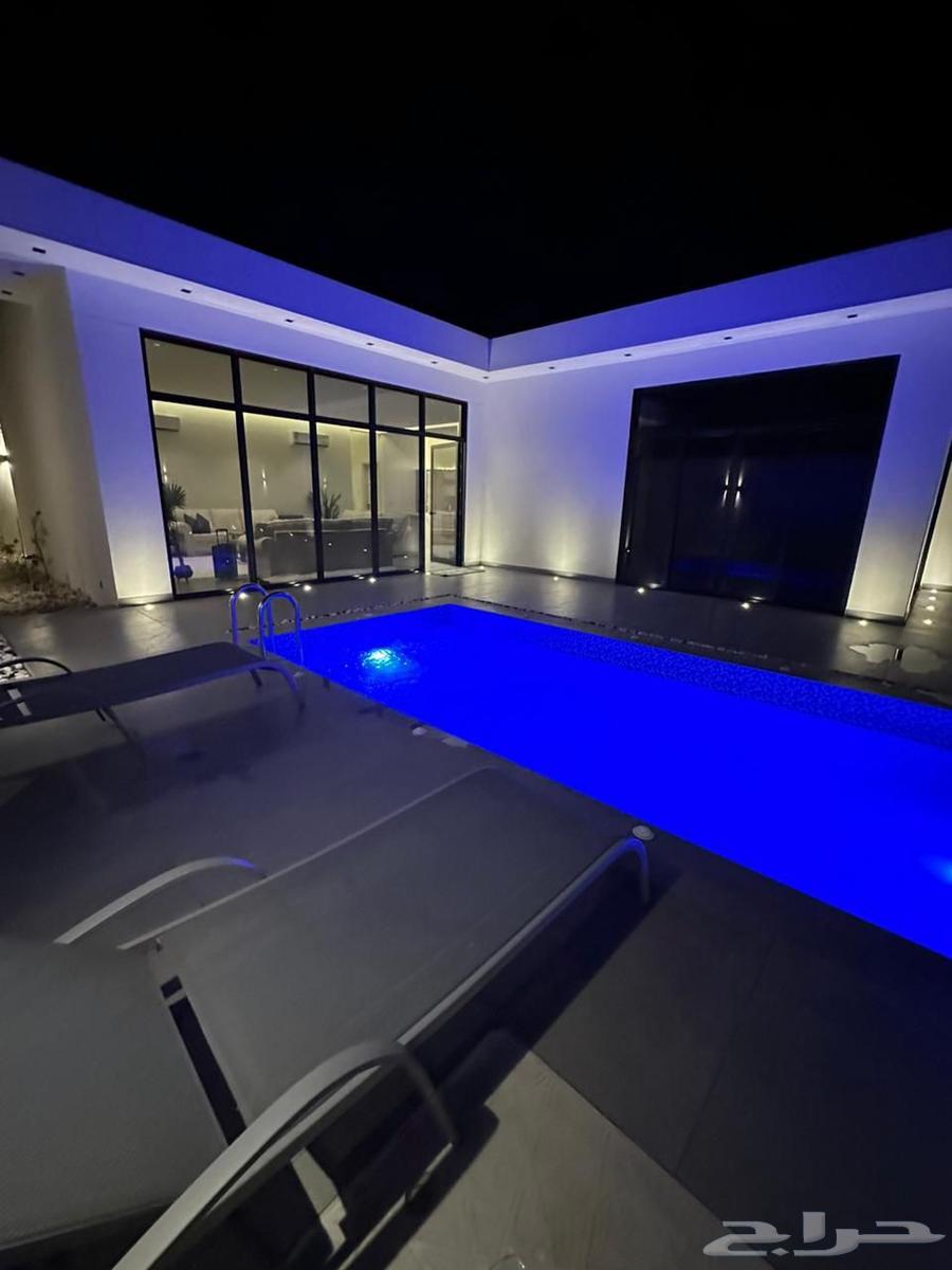 للبيع شاليه فندقي بحي النقيب64240450806530110