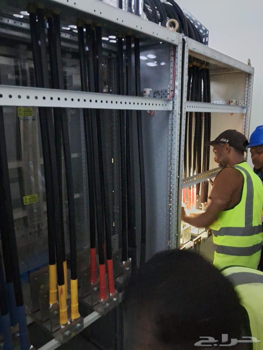 مقاول أعمال كهربائيه فلل قصور استراحات جميع اعمال الكهرباء64241652264193111