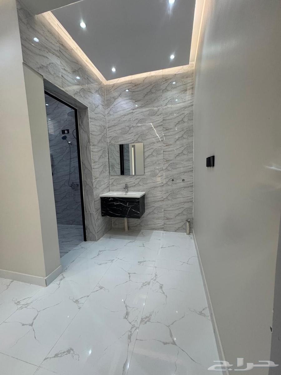 دور للبيع (حي الشروق_حفر الباطن)64240450938113113