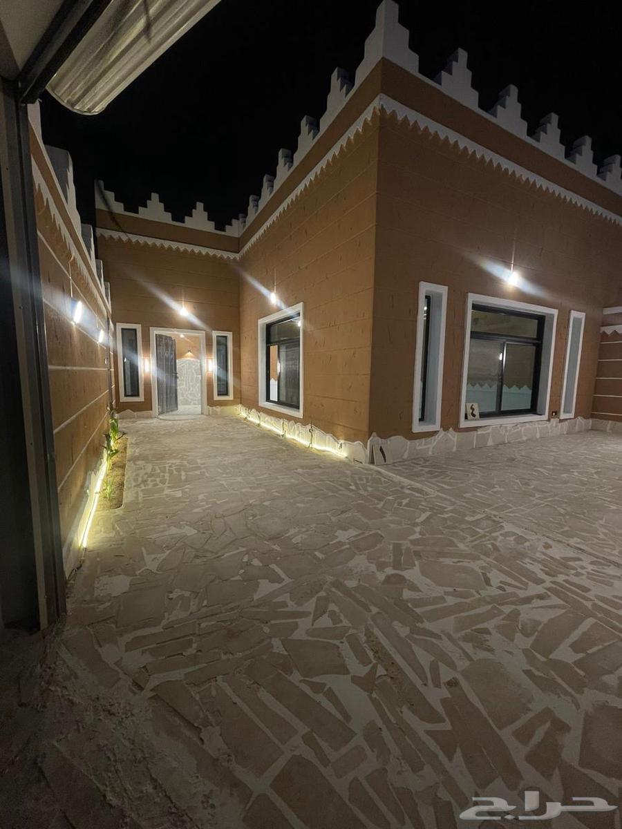 استراحة للايجار حي فليج حفرالباطن ( مكيفه )64240450709377111