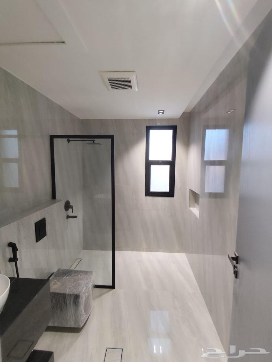 شقة دورين للبيع في حي عكاظ64240290113283112