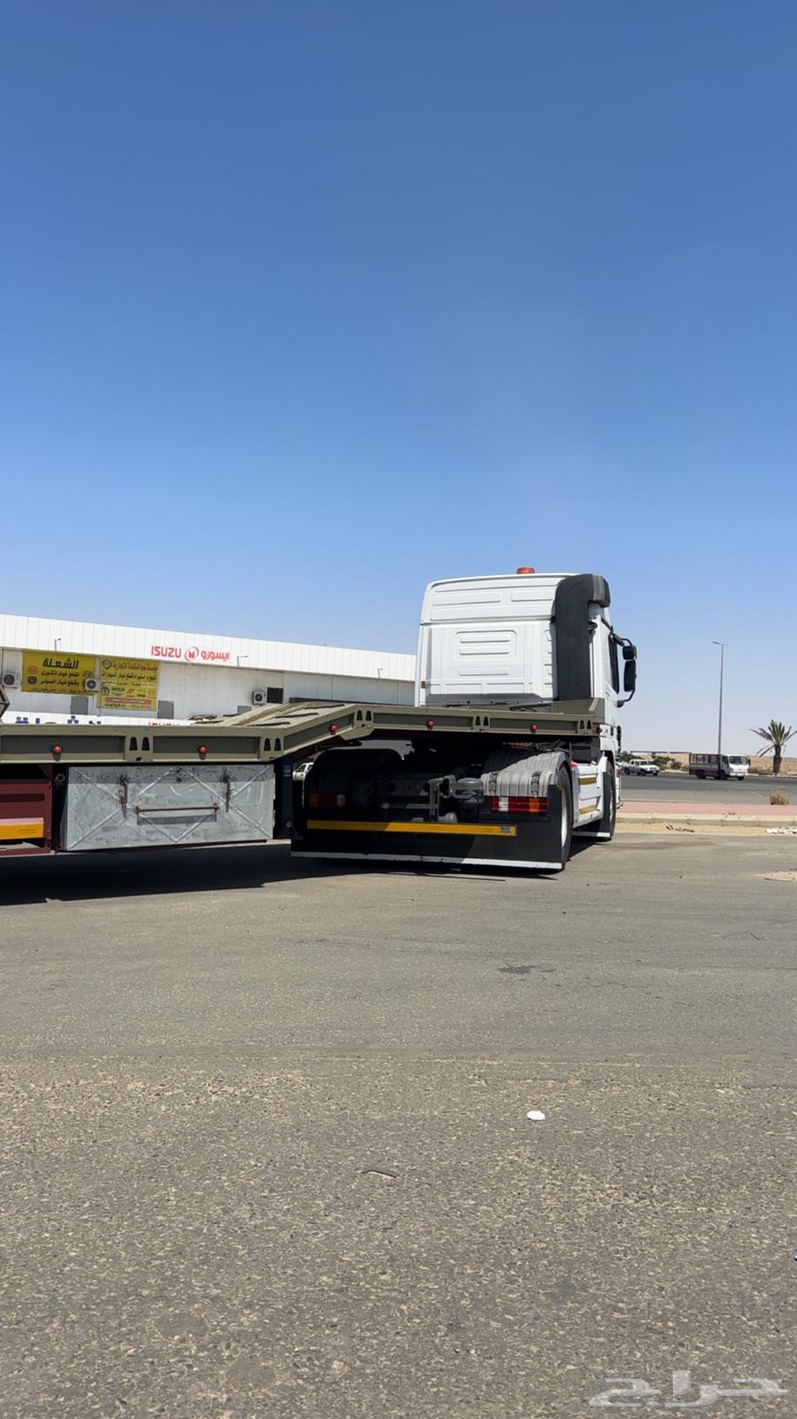 لوبد لنقل المعدات والسيارات64249939633409111