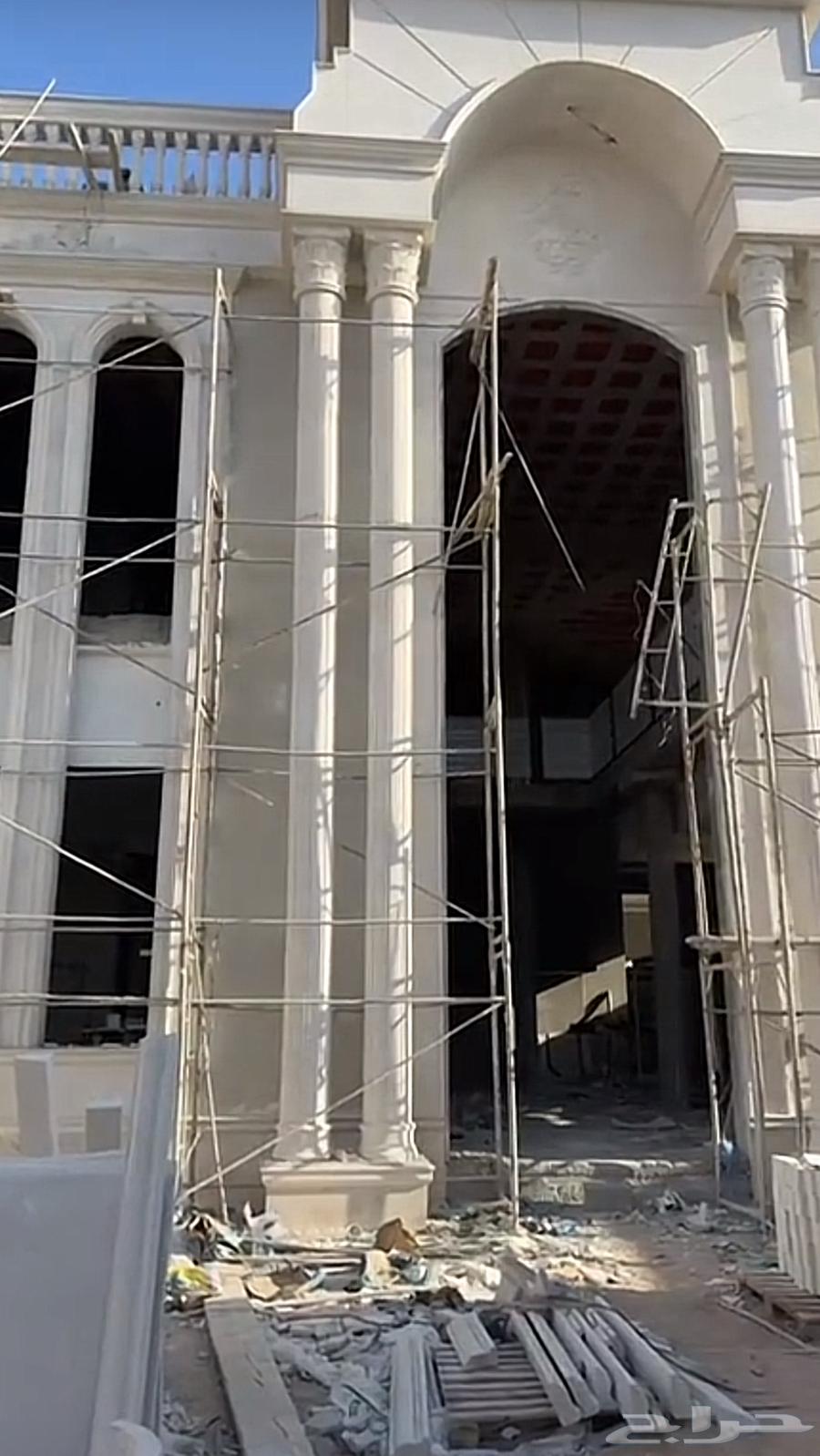 Supply and installation of all types of stone and tiles, and execution of restoration works64245001267970114