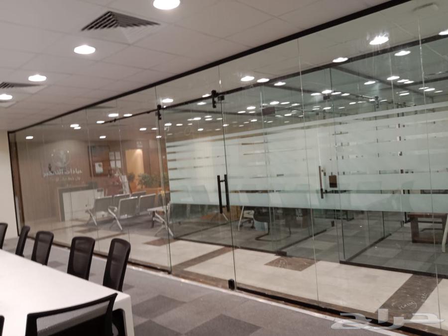 الزجاج السكريت والالمنيوم64254667958531113