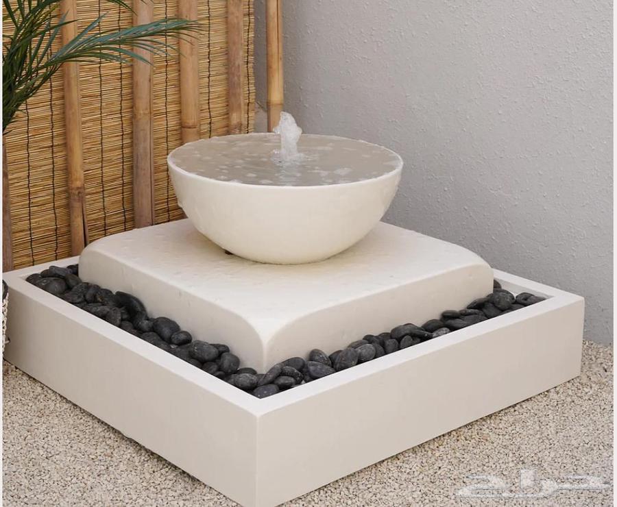 At first it was just a simple courtyard, but after installing fiberglass64244998723842111