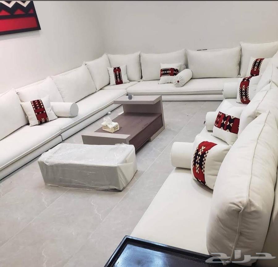 Custom sofas, indoor and outdoor seating sets, and all types of upholstery64254509586434114