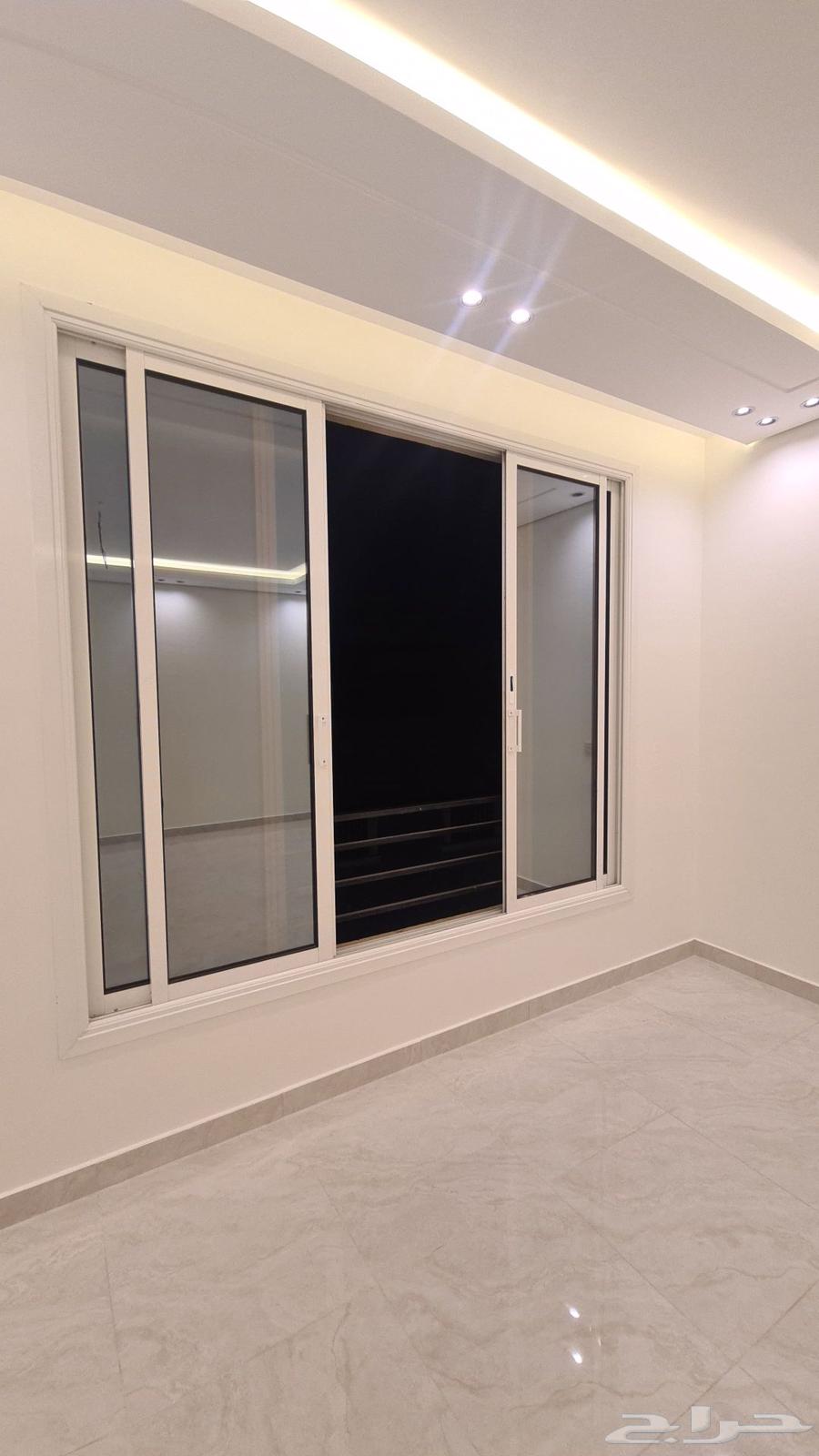 للبيع شقق تمليك جديدة فاخرة وسط الطائف شارع الجيش بناء شخصي64249713891074111