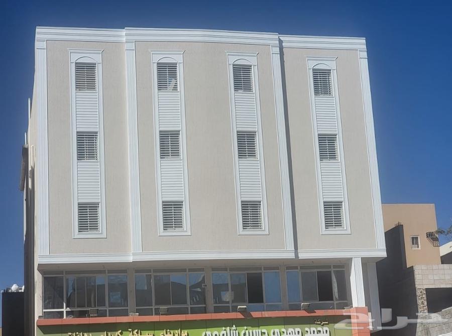 Decorative and colored plastering master, alternative to natural stone64253986214531110