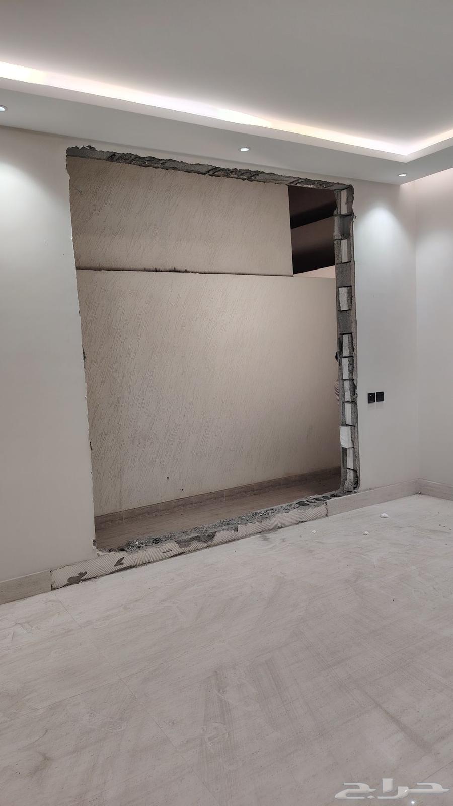 Cutting asphalt walls, sanding rough exterior concrete, sealing openings, breaking cores64254507223937110