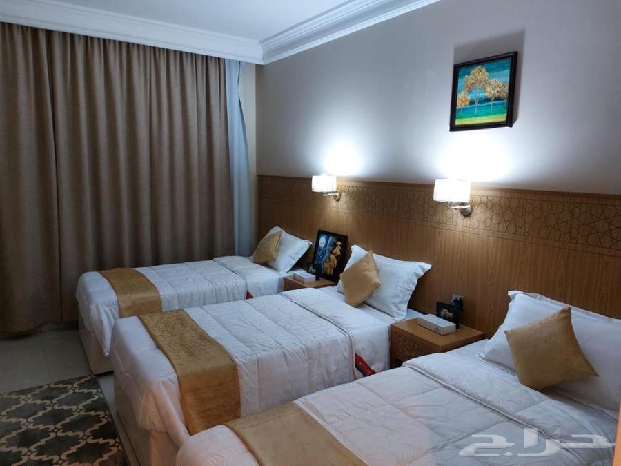 نجار فك وتركيب انواع غرف النوم والمطابخ والمكيفات والستاير64254825624835113