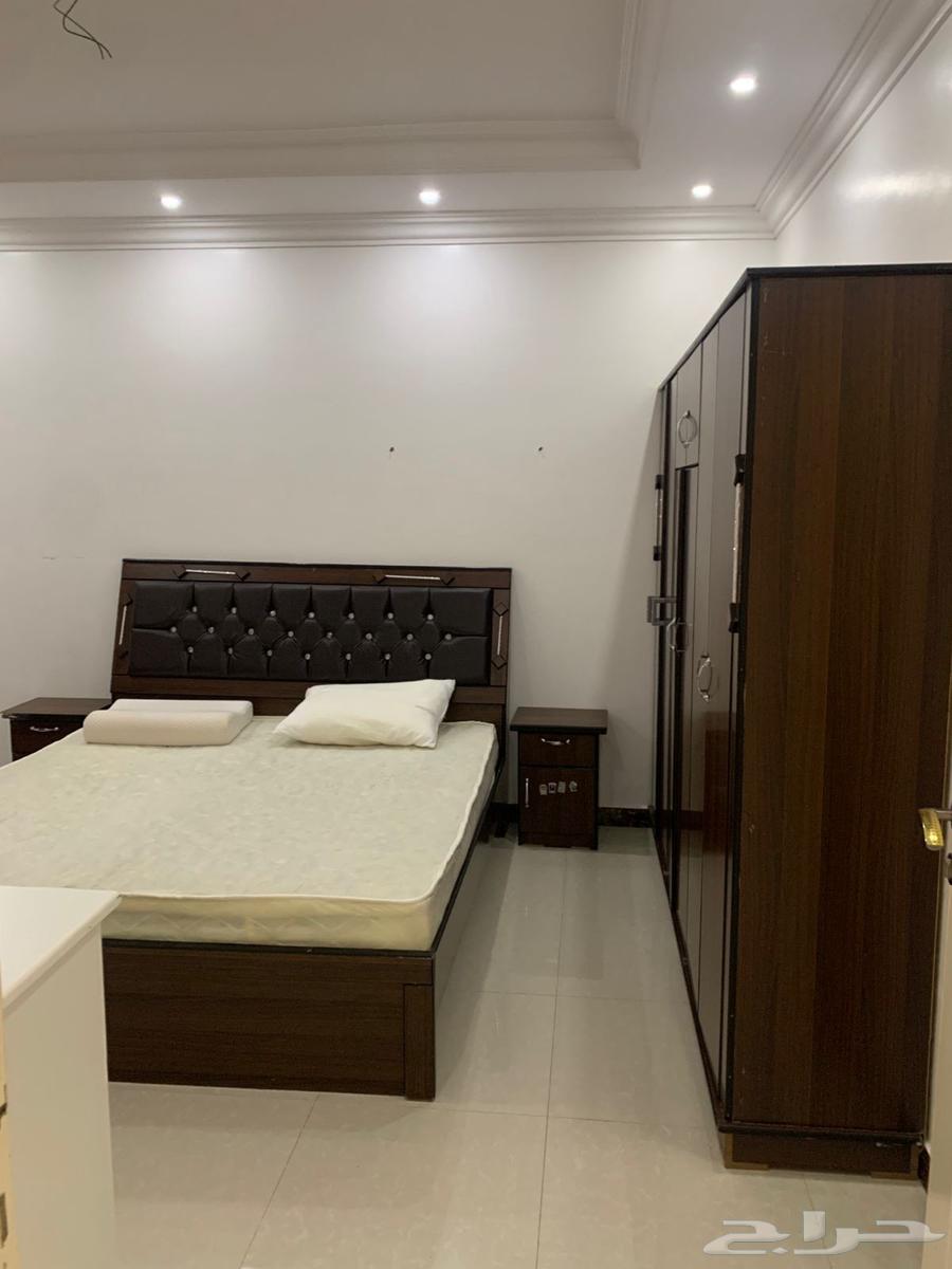 نجار فك وتركيب انواع غرف النوم والمطابخ والمكيفات والستاير64254825624835111