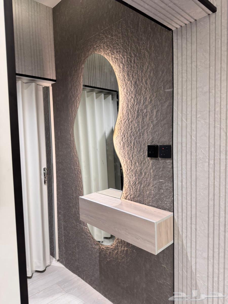 Decorator Technician64249939477378112