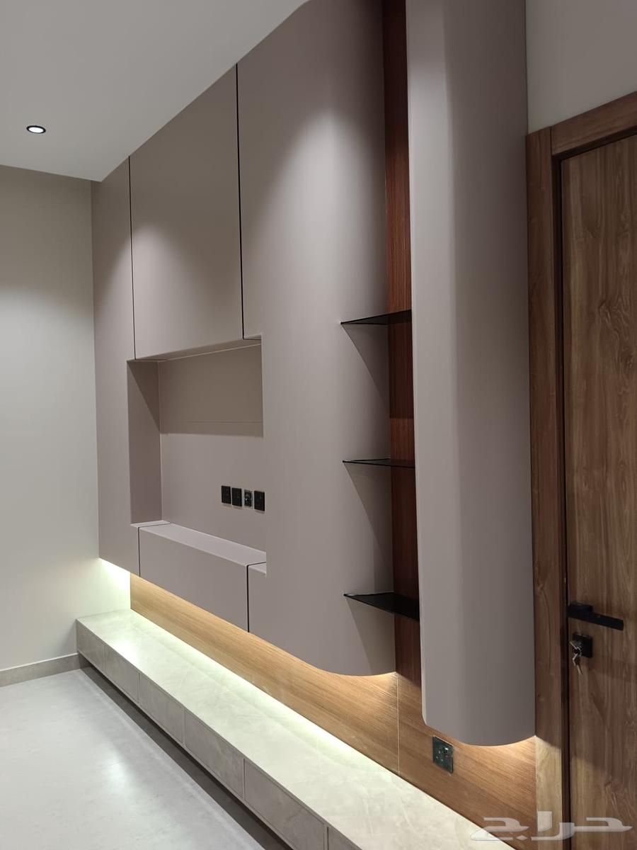 ديكورات داخلية ونجارة وجبس بورد تحت اشراف64249940373378111