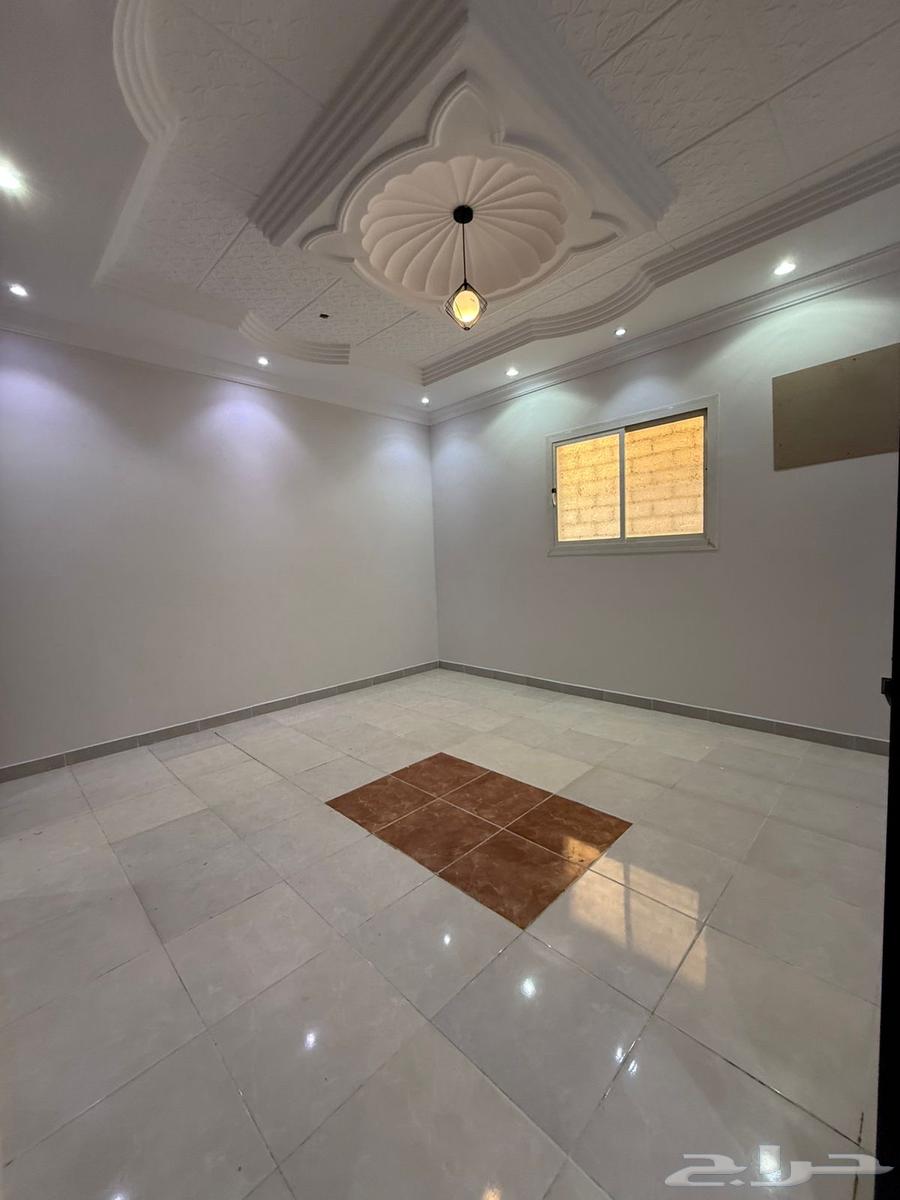 شقة حي البوادي للبيع ب 330 الف تقبل دعم64249714145537111