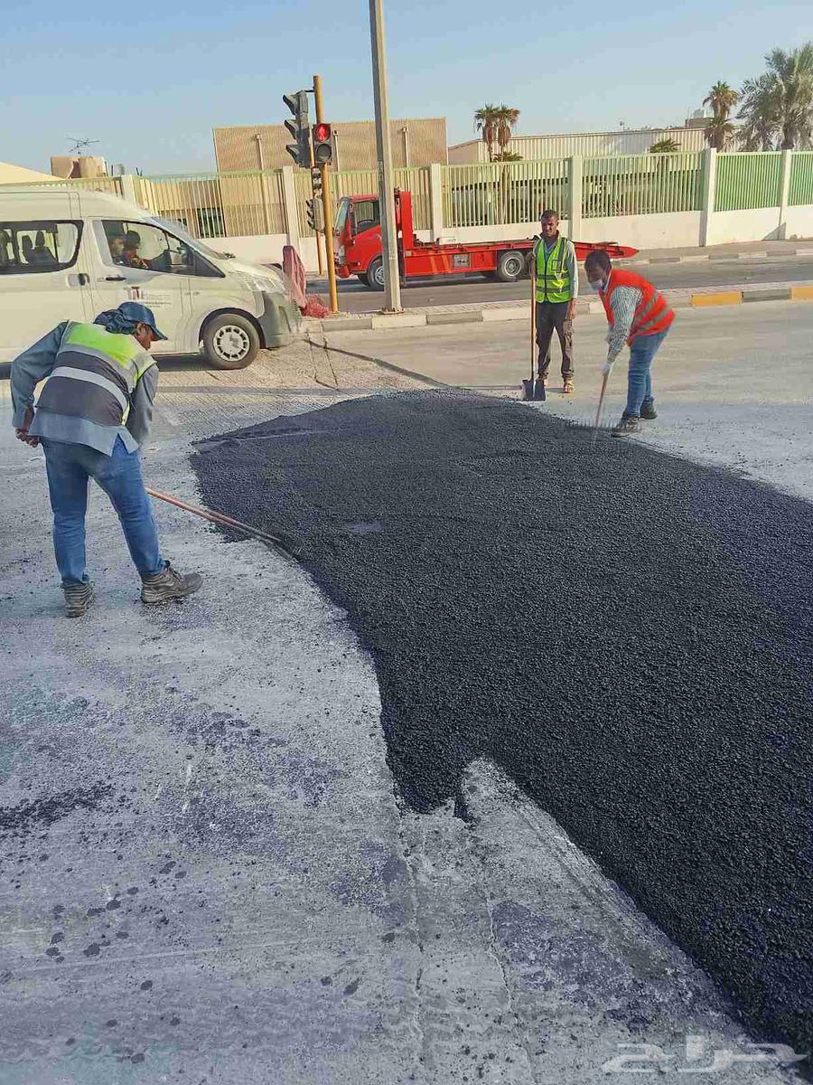 Asphalt paving of roads, public and private projects64254666918659113
