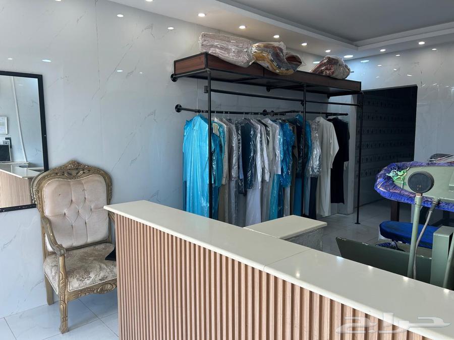 مغسلة للتقبيل بكامل اغراضها64253979320450111