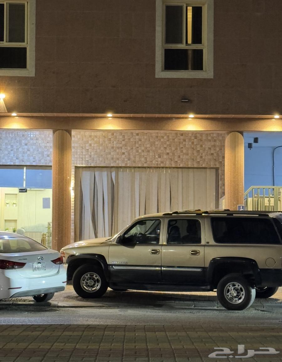 محل موقع مميز لتقبيل64249496005122110