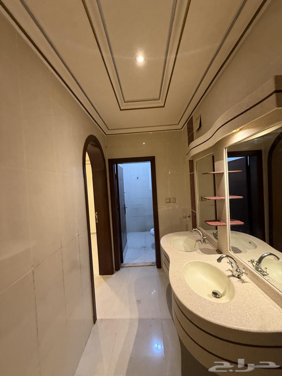 روف مستقل دور كامل بحي المنار للإيجار64254144583938114