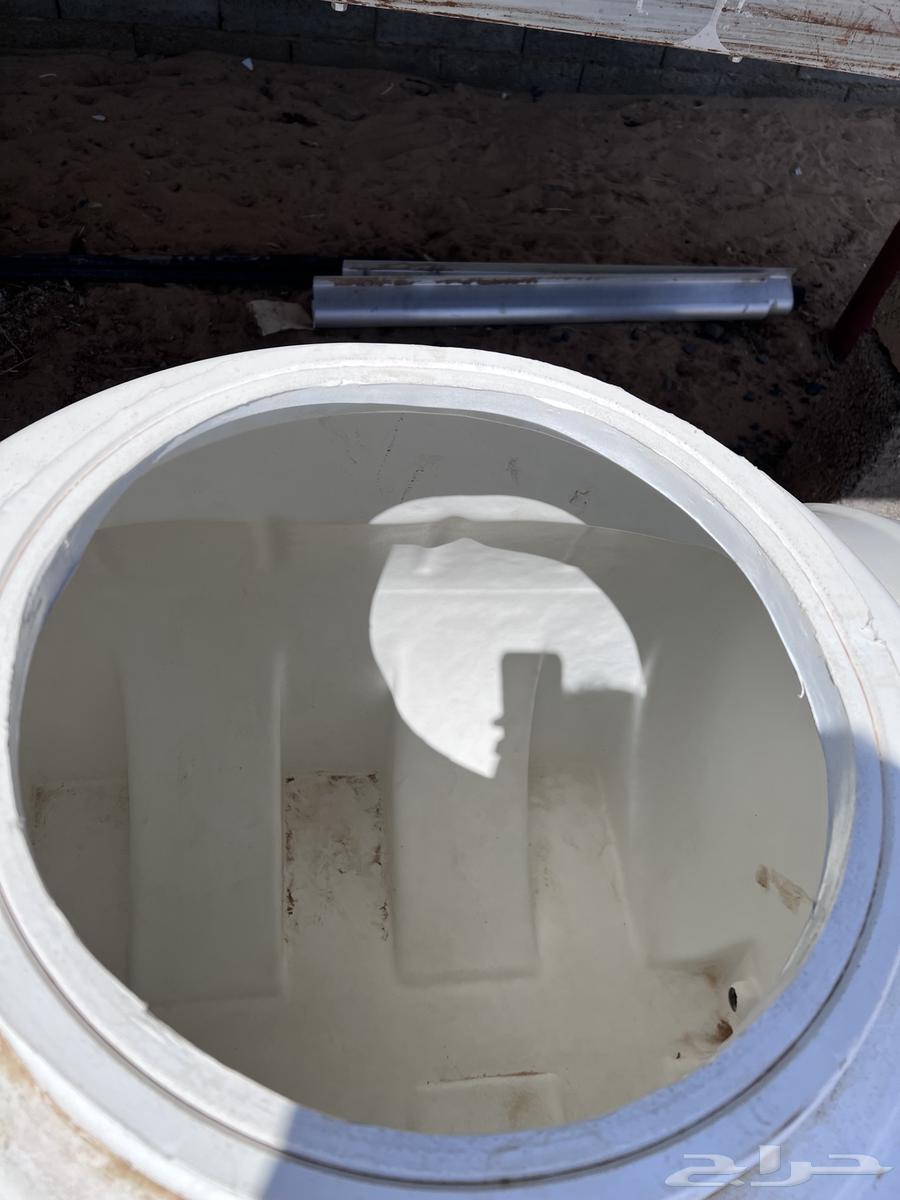 خزان ماء سليم من الكسور ونضيف من الداخل64249940236290111