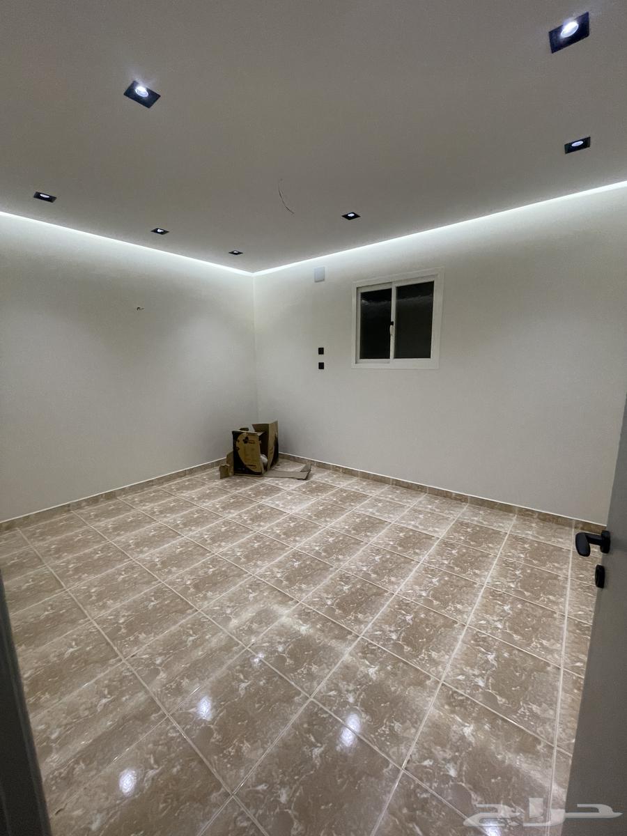 للبيع فله مجدده دورين مفصوله حي النهضة64253979059331111