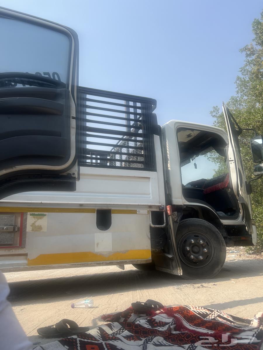 دنا طالع من دمام إلا الرياض متواجد فا الدمام ليوم64249937894531110