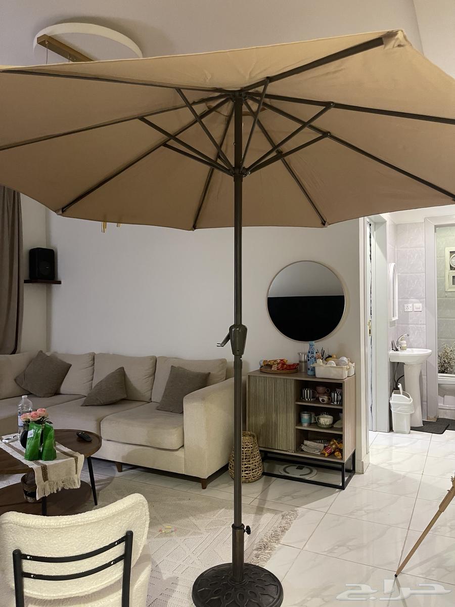Portable outdoor umbrella for gardens, courtyards, rooftops, seating areas64254668328961111