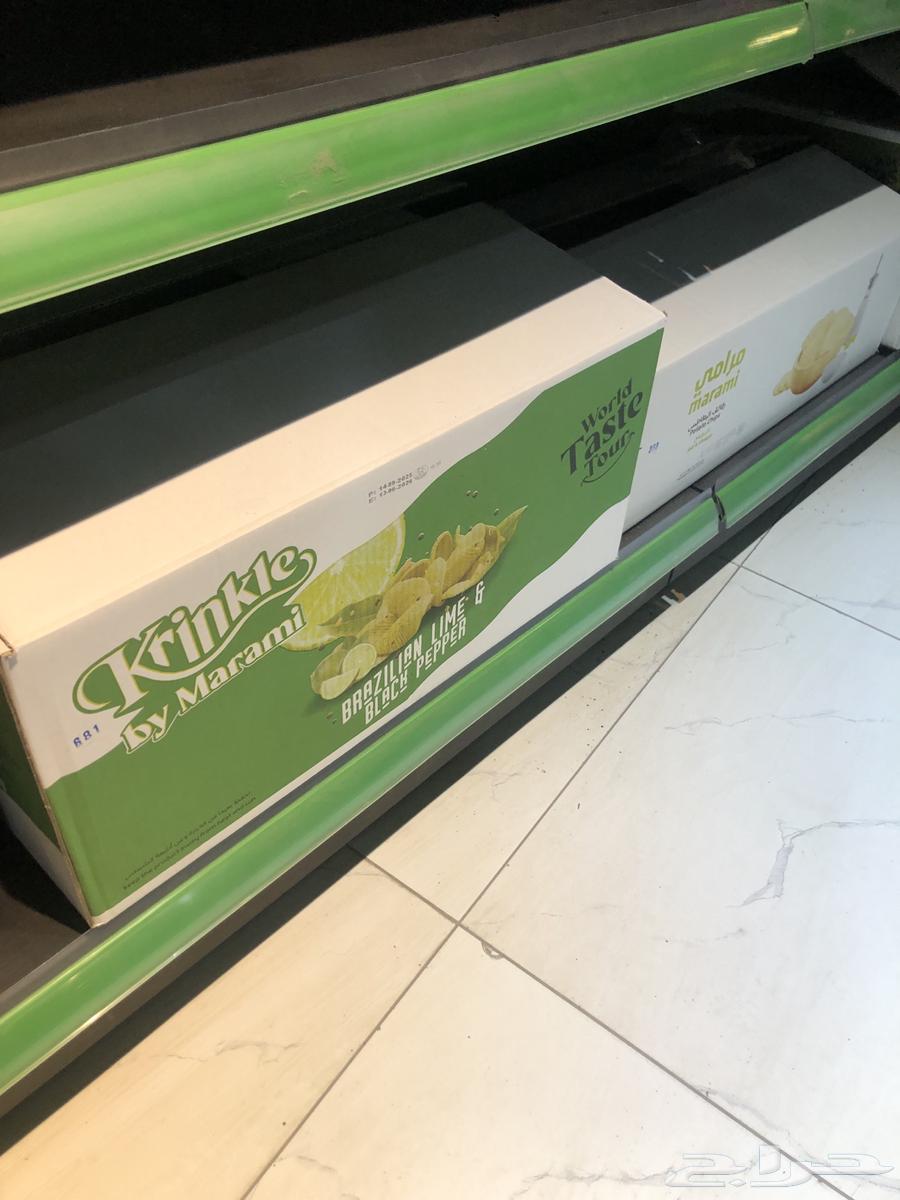 Empty furniture boxes in various sizes64255127709826111