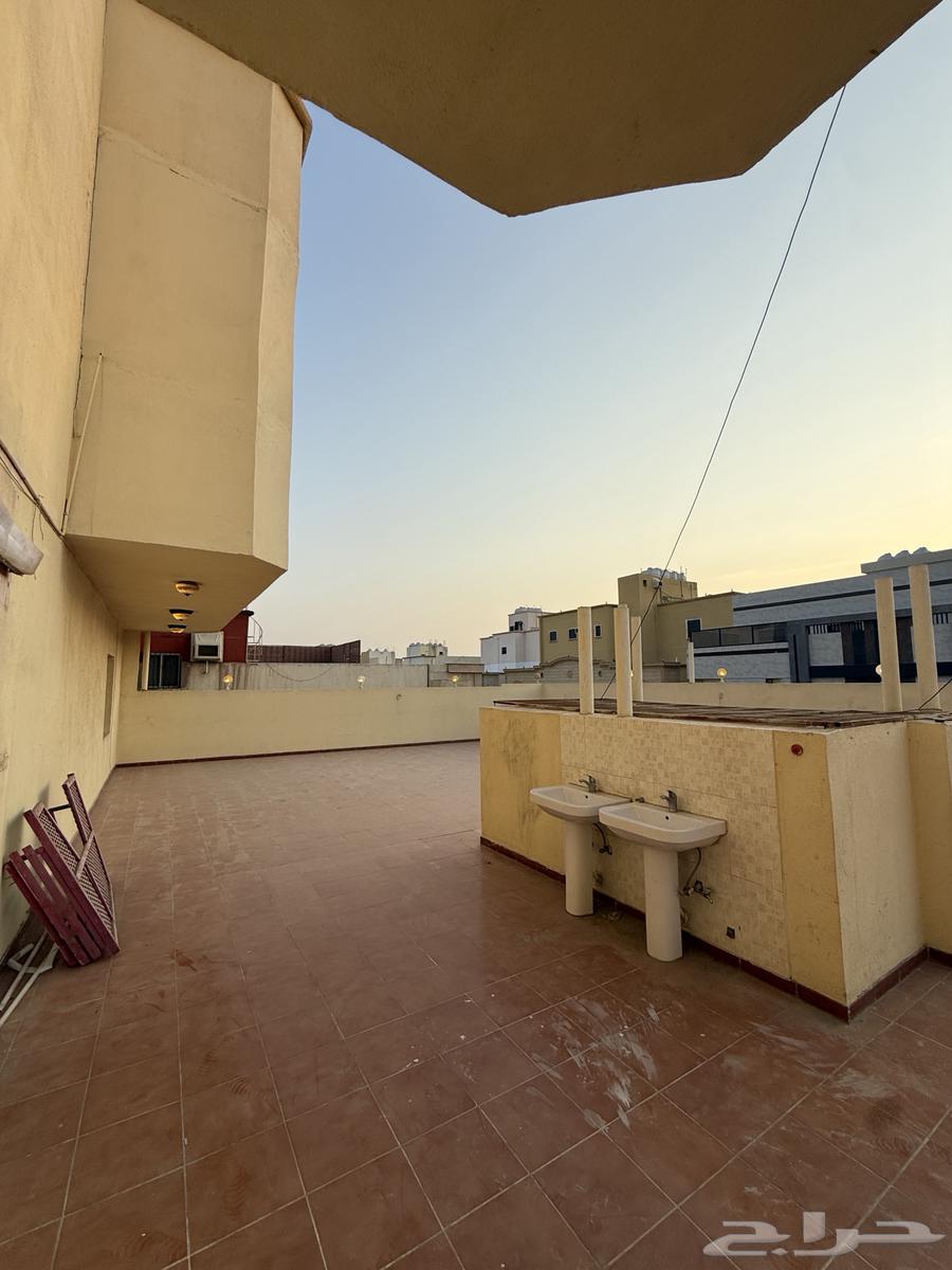 روف مستقل دور كامل بحي المنار للإيجار64254144583938111