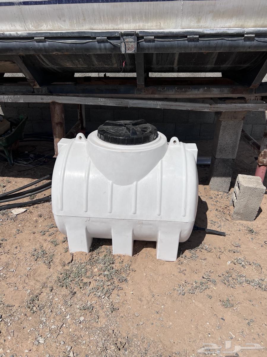 خزان ماء سليم من الكسور ونضيف من الداخل64249940236290112