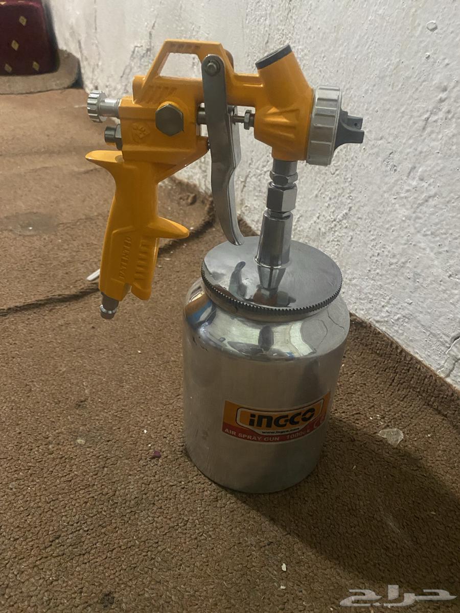 Paint spray gun and nozzle64263433249282110