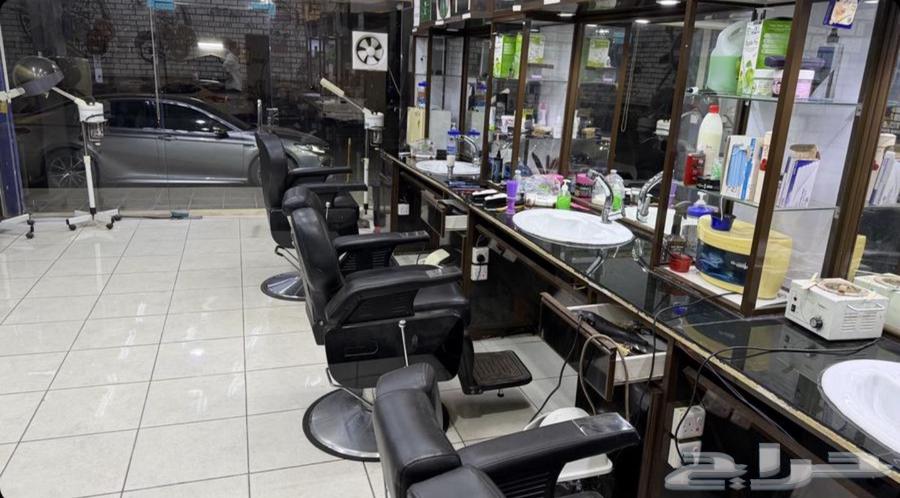 صالون رجالي لتقبيل موقع ممتاز جدا الغرض من التقبيل السفر64254310778625110