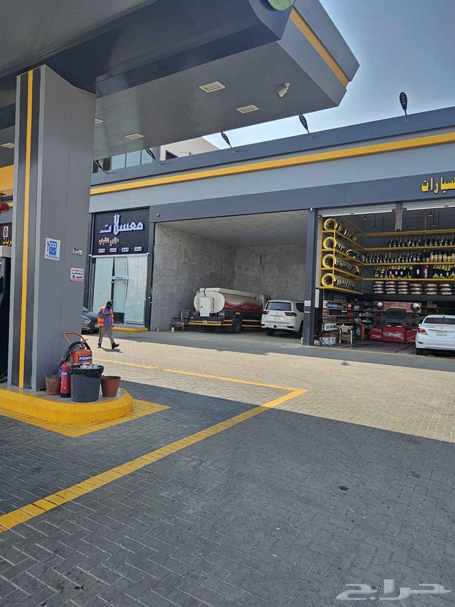 مغسله للتقبيل جاهزه بالكامل لا يتواصل الا الجاد مساحتها 9 864244824619777110