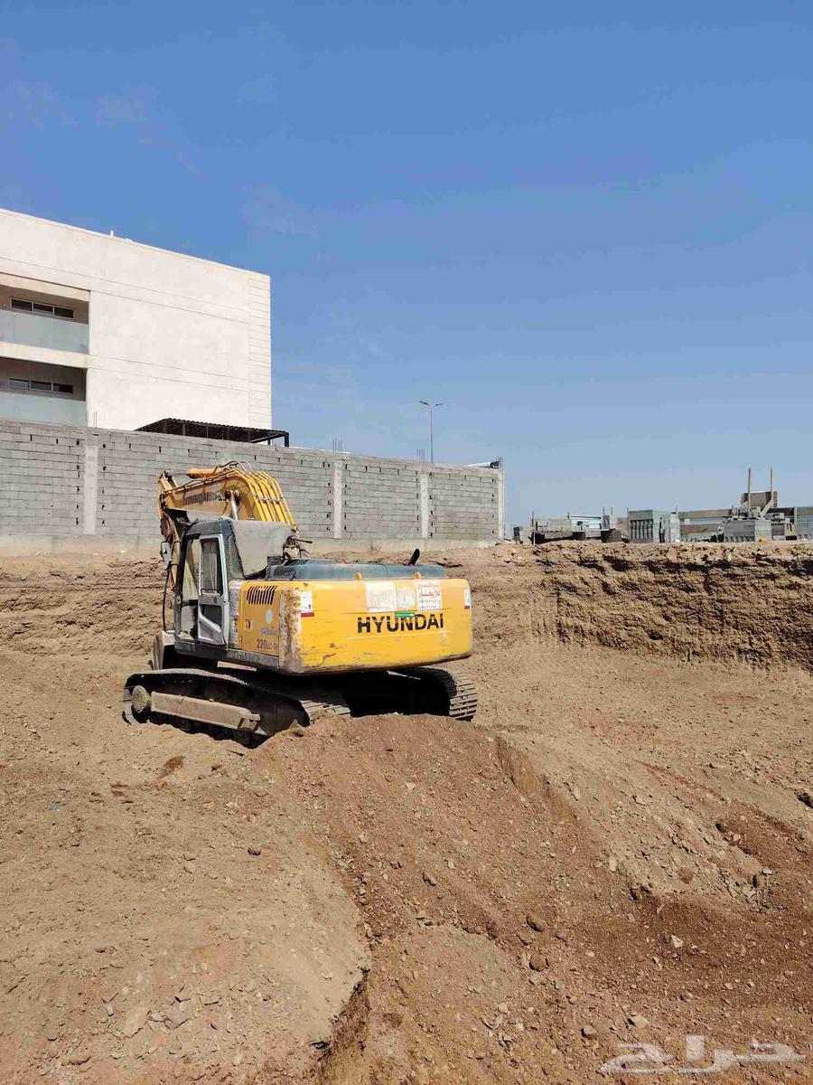 بوكلين للاجار حفر اراضي تكسير جبل ترحيل مخلفات داخل المدينه64254318268034110