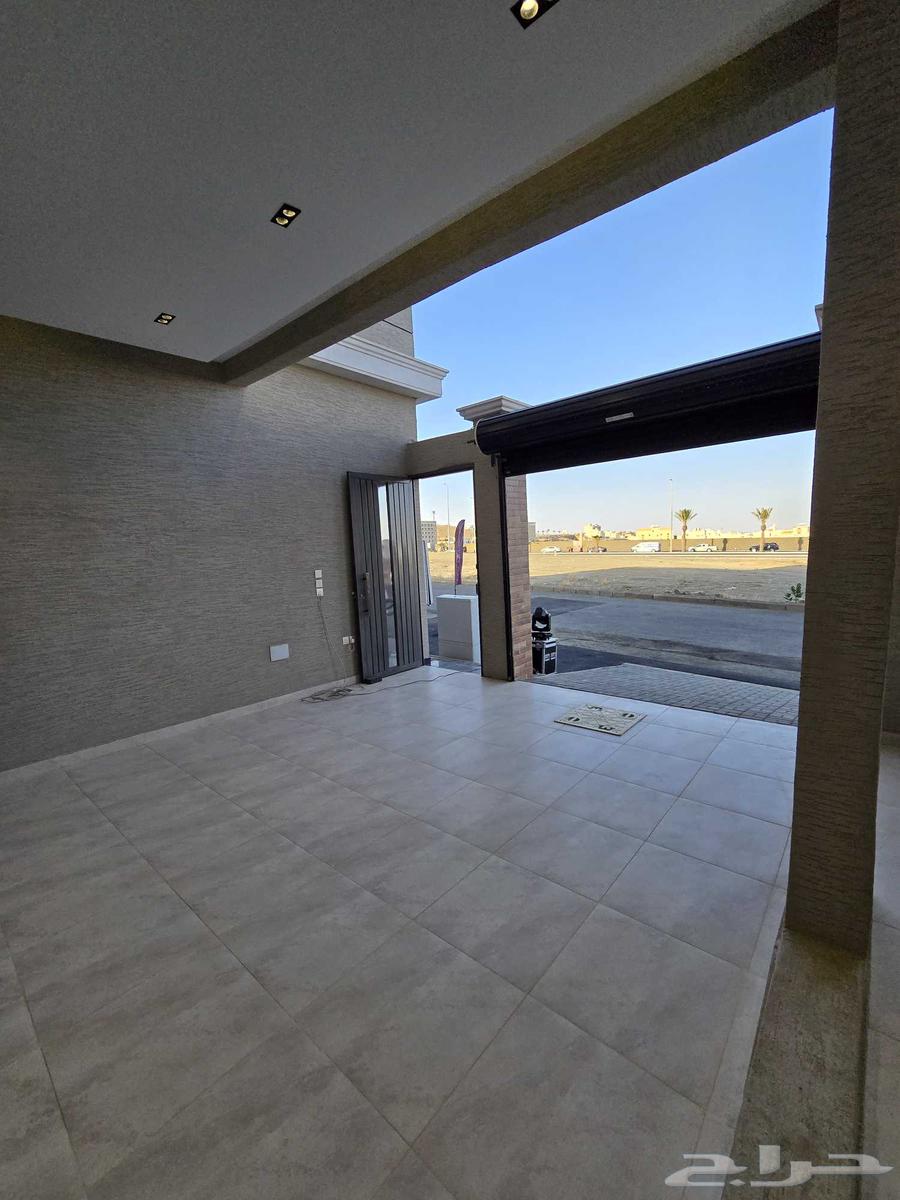 للبيع شقق ارضيه وعلويه طريق ابها الخميس المعارض64249714547074113