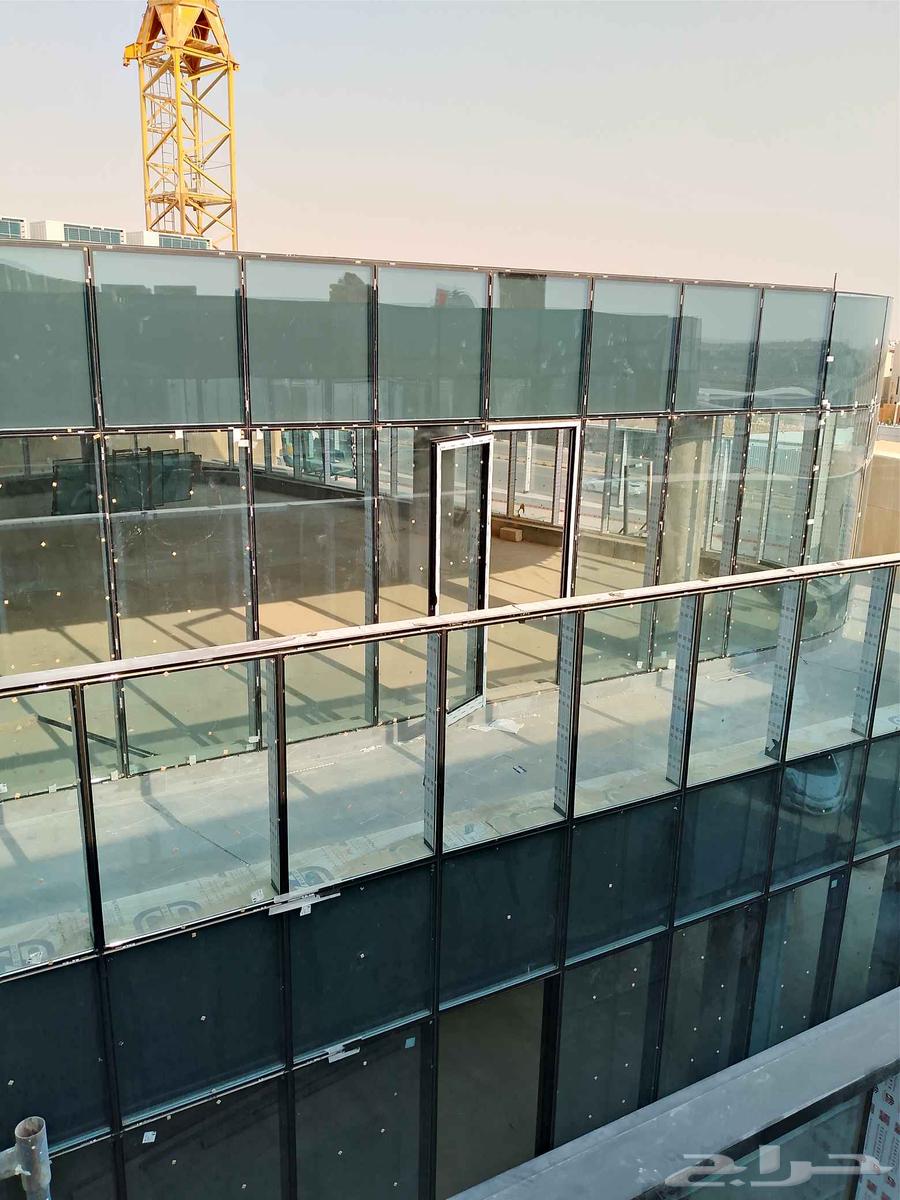 زجاج سكريت واجهات المحلات التجارية دربزين شورات مكاتب وجميع64254668501250112