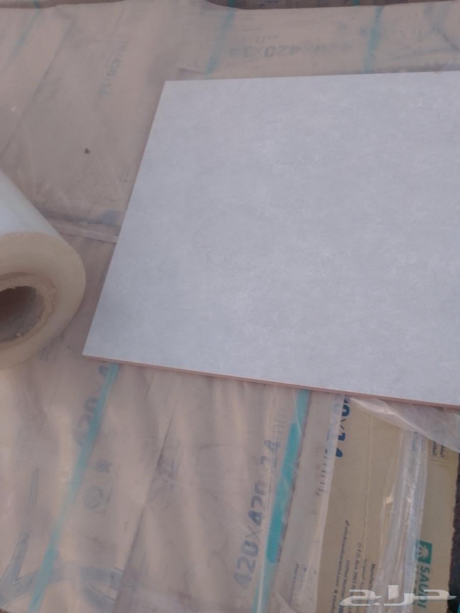 مبلط لجميع انواع البلاط البرسلان والسيراميك وجميع64254155950723112