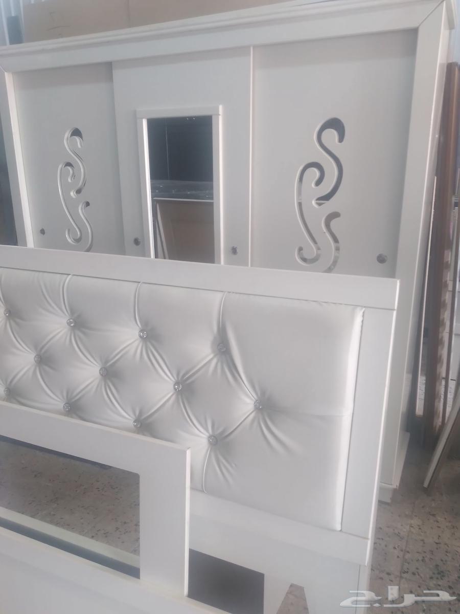 Carpenter for disassembly, assembly, and moving of rooms and kitchens64253986155265113