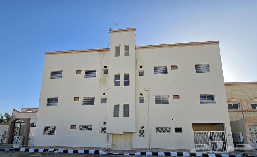 Building for rent or investment64249713024002110