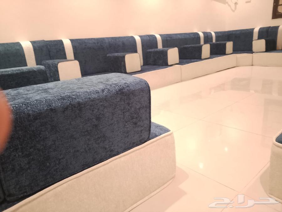 Custom upholstery and tailoring of sofas and Arabic majlis64249505364611111